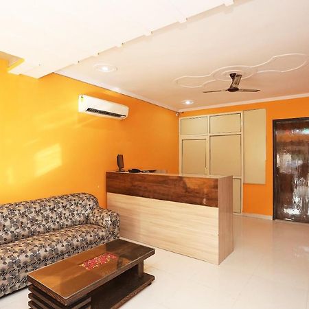 Oyo Rose Residency Near Dwarka Sector 9 Metro Station Hotel นิวเดลี ภายนอก รูปภาพ